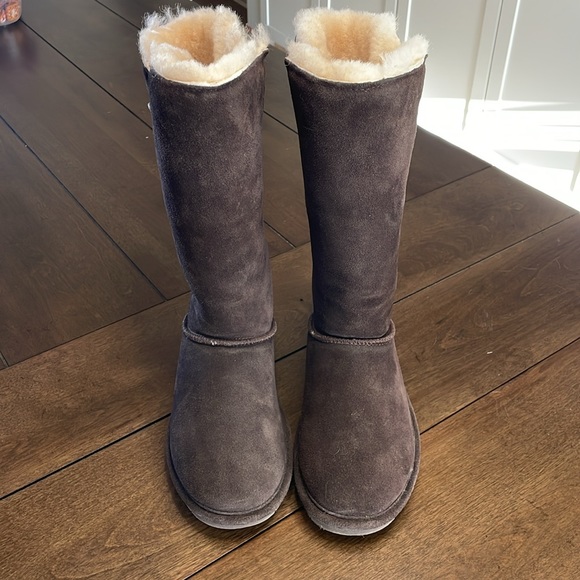 Bear Paw brown winter boot, size 8 - Picture 2 of 5